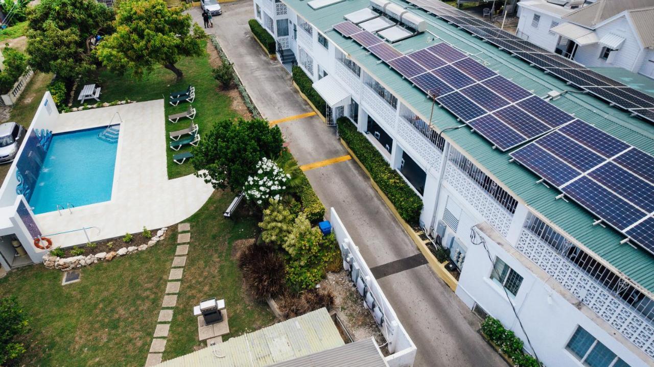 Adulo Apartments Bridgetown Extérieur photo