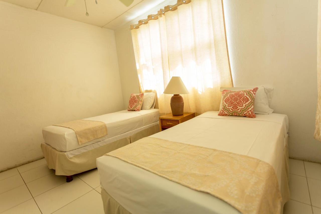 Adulo Apartments Bridgetown Extérieur photo