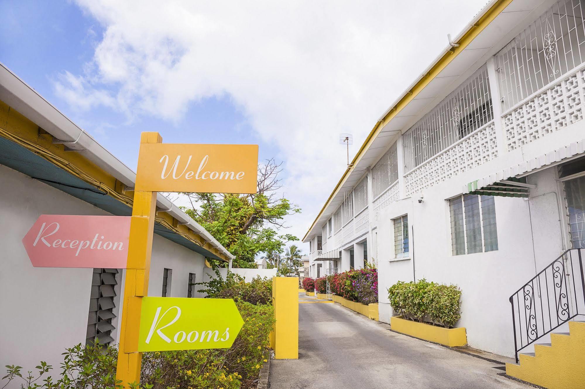 Adulo Apartments Bridgetown Extérieur photo