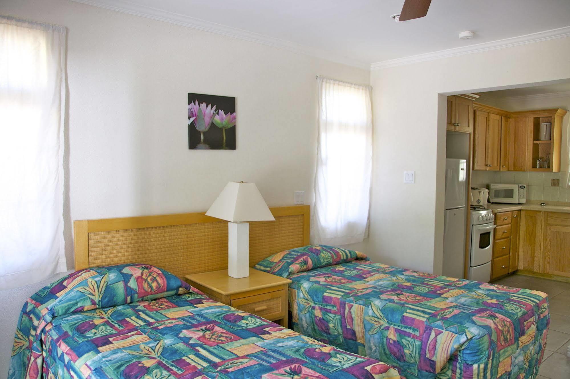 Adulo Apartments Bridgetown Extérieur photo